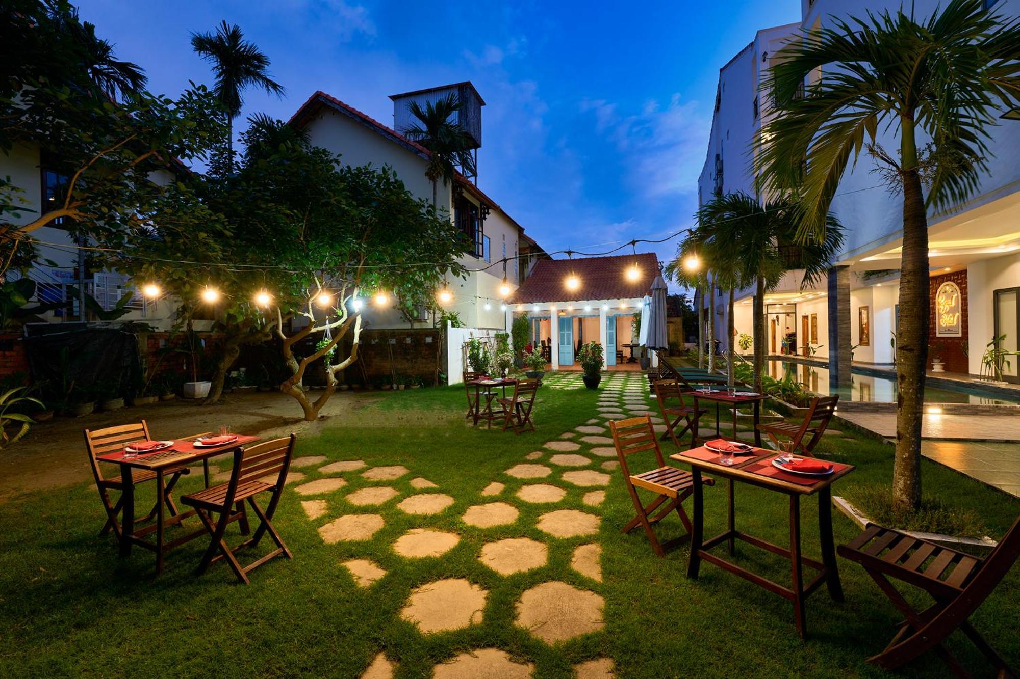 Hoi An Legend Charm Boutique Hotel Екстер'єр фото
