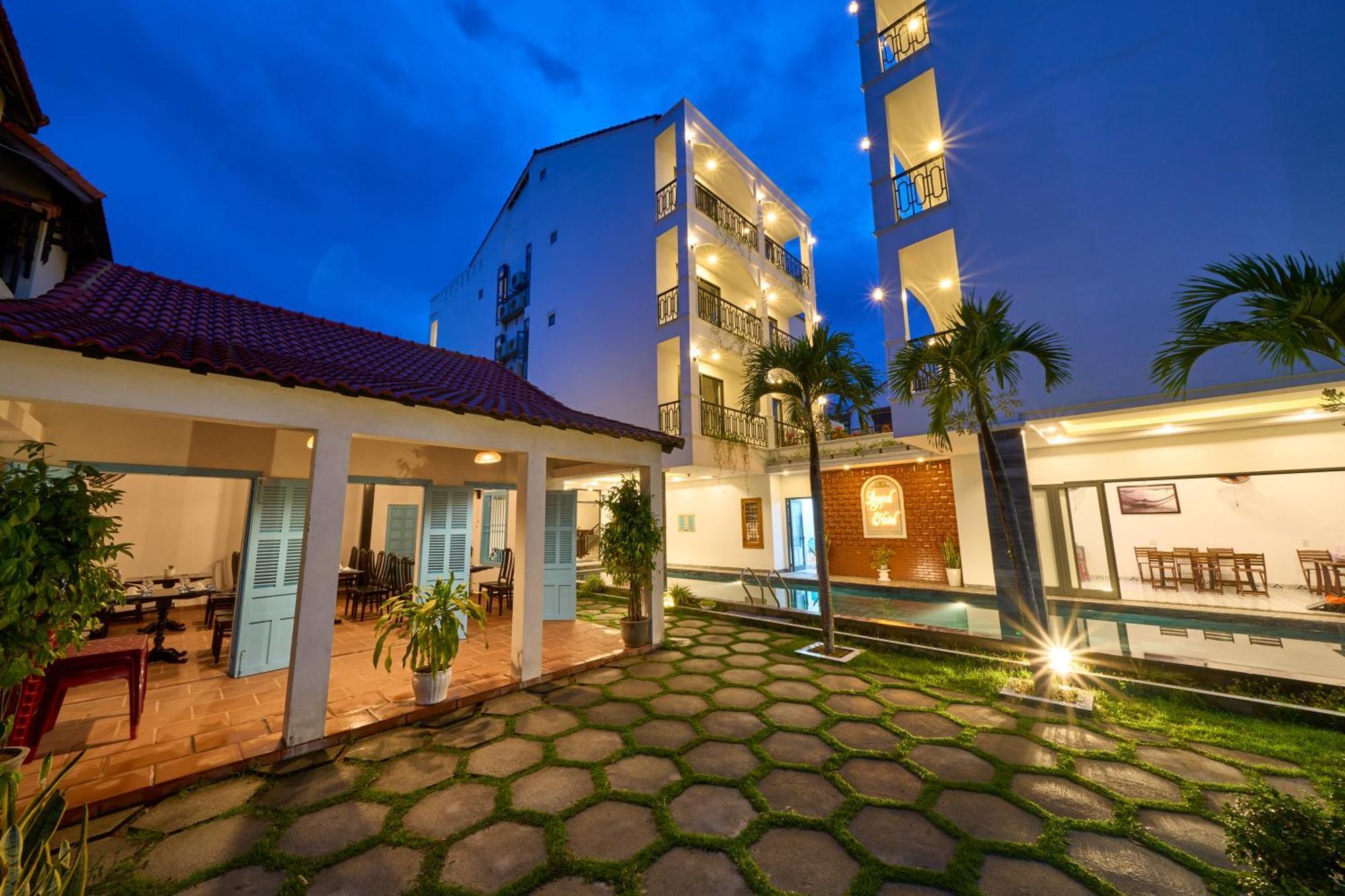 Hoi An Legend Charm Boutique Hotel Екстер'єр фото