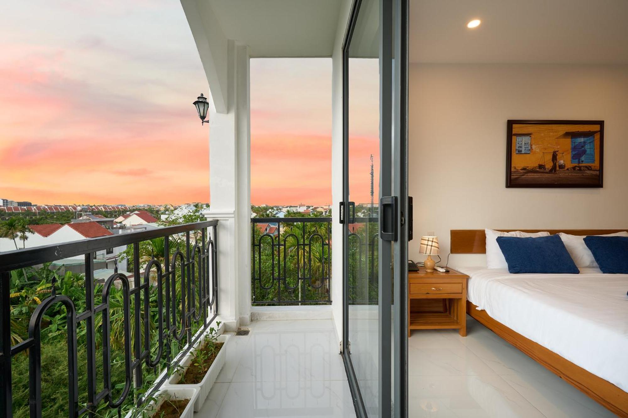Hoi An Legend Charm Boutique Hotel Екстер'єр фото